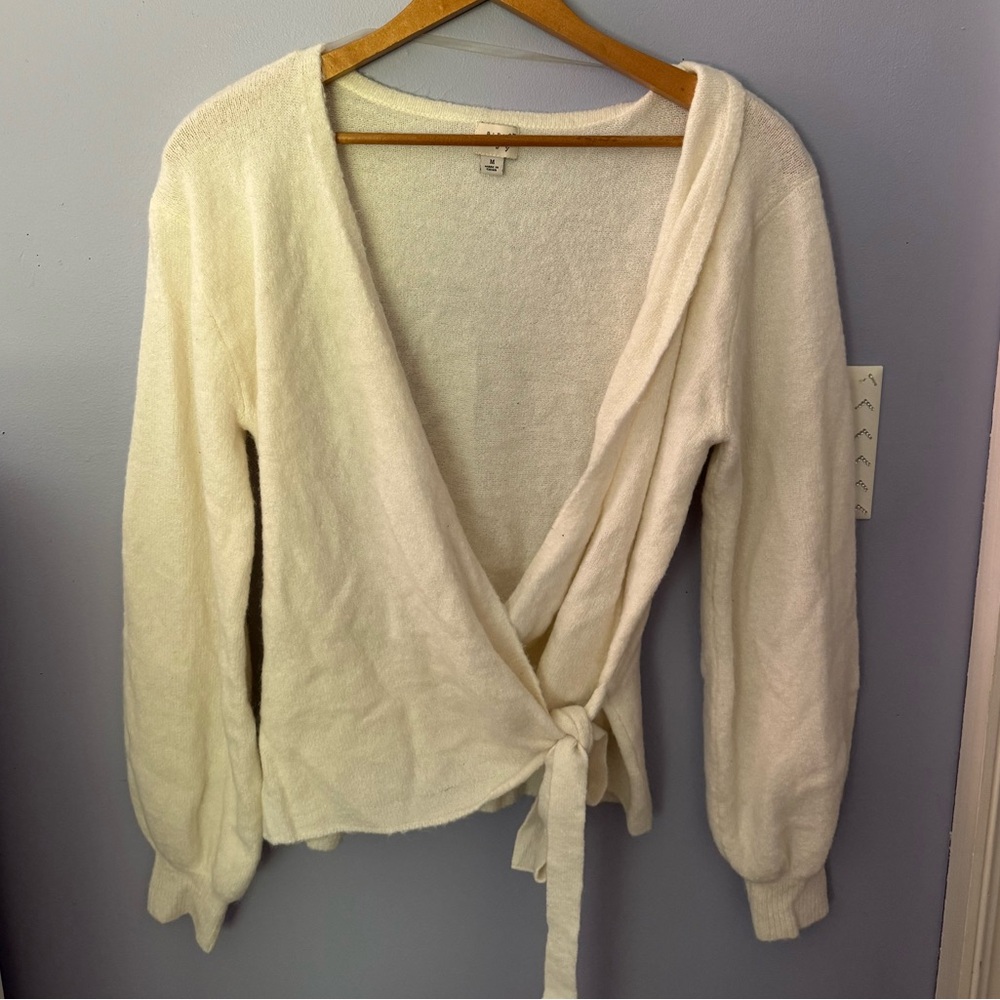 🦋a new day wrap sweater🦋